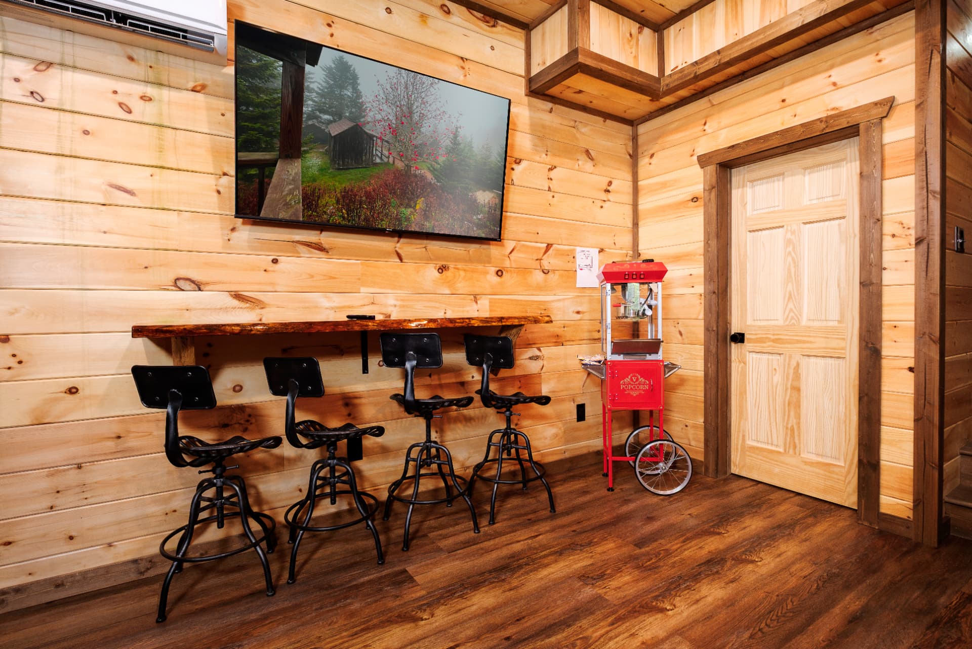 Bar Seating & Big-Screen TV