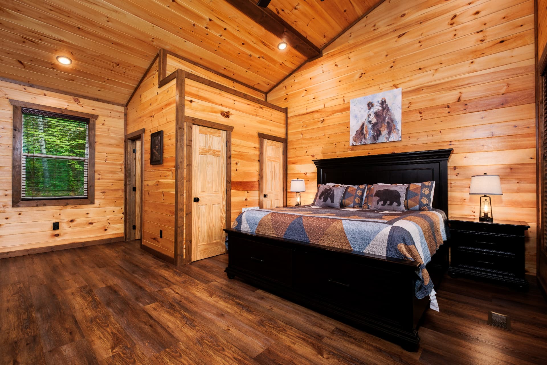 Primary Bedroom & En-Suite Access